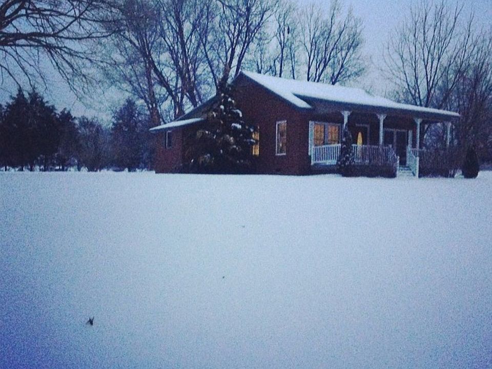 2nd image of 1240 McLaurin Rd