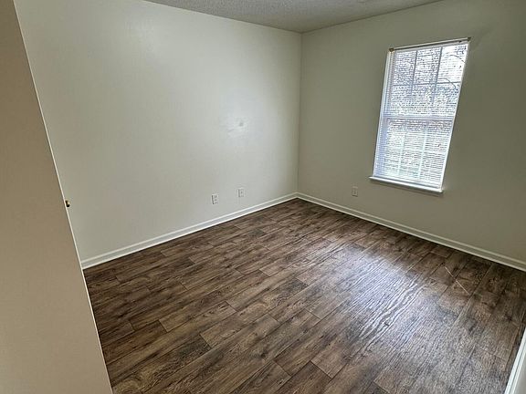4th image of 151 Wellingham Ave #80