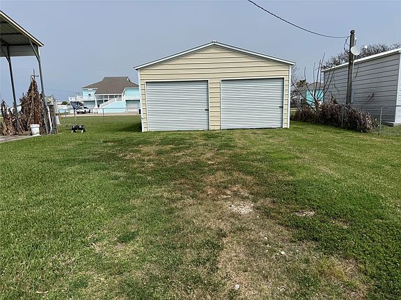 4th image of 1128 Canal E