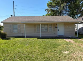 2005 Glasshouse St, Beaumont, TX 77703