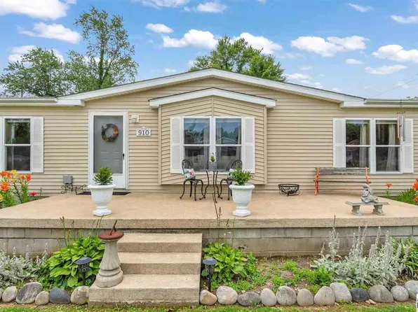 910 E Washington St, Knightsville, IN 47857