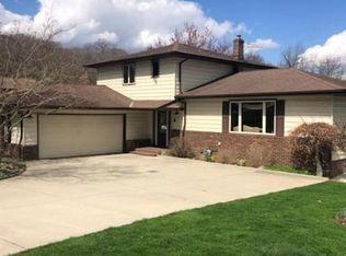 16971 Sagamore Rd, Walton Hills, OH 44146