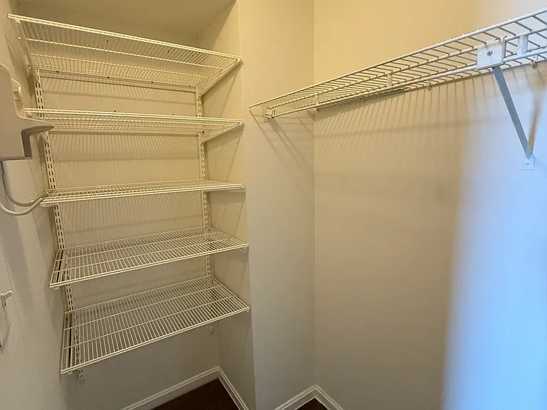 10101 Grosvenor Pl #2008 — Photo 25