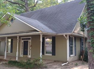 48 E Southern Pines Dr, Pine Bluff, AR 71603