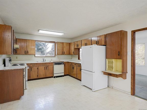 5th image of 361 Cotlow Rd