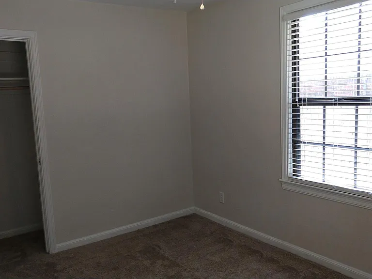 218 Betty Rd — Photo 14