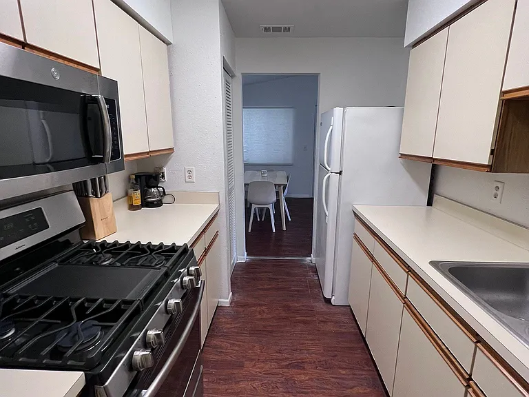 2045 San Marcos Dr SE #273 — Photo 5