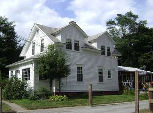 83 Earl St, Warwick, RI 02886