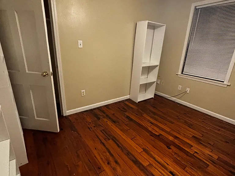 5517 Wildair Dr — Photo 11