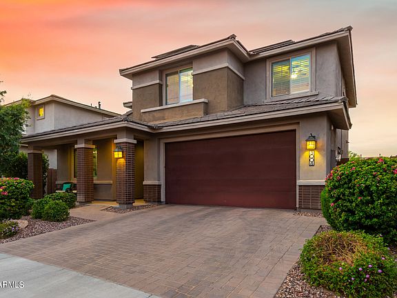 3rd image of 3008 E SANDS Drive