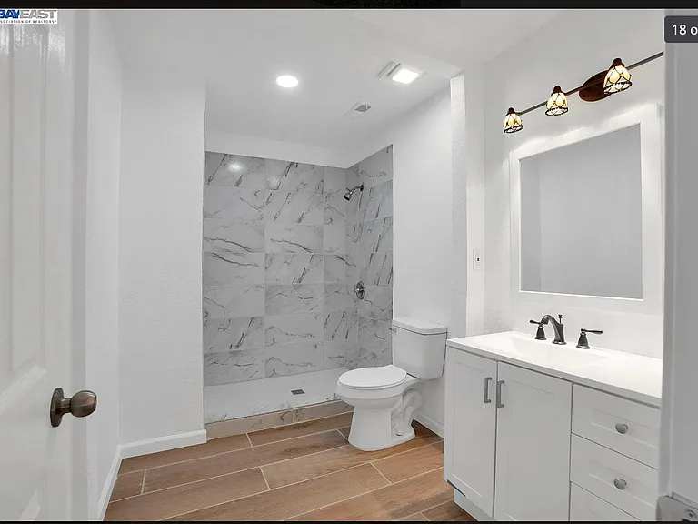 1146 Lewis Ave — Photo 24