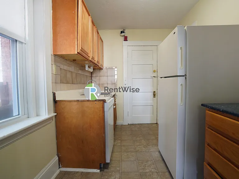 1369 Commonwealth Ave #2 — Photo 15