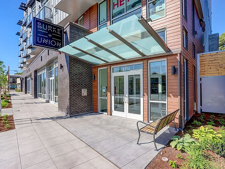 Burke + Union — Photo 2