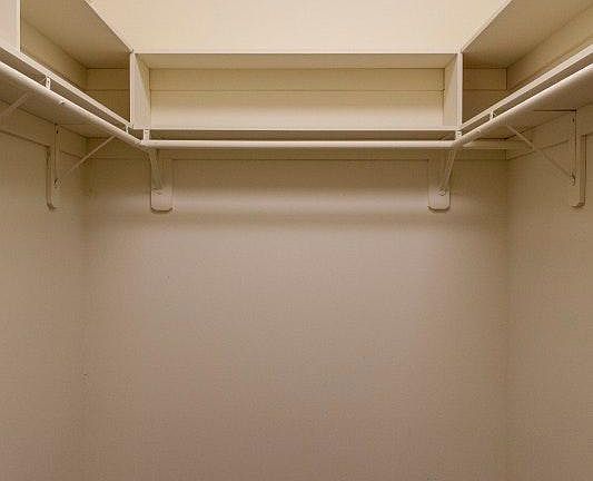 Master Bedroom Walk in Closet
