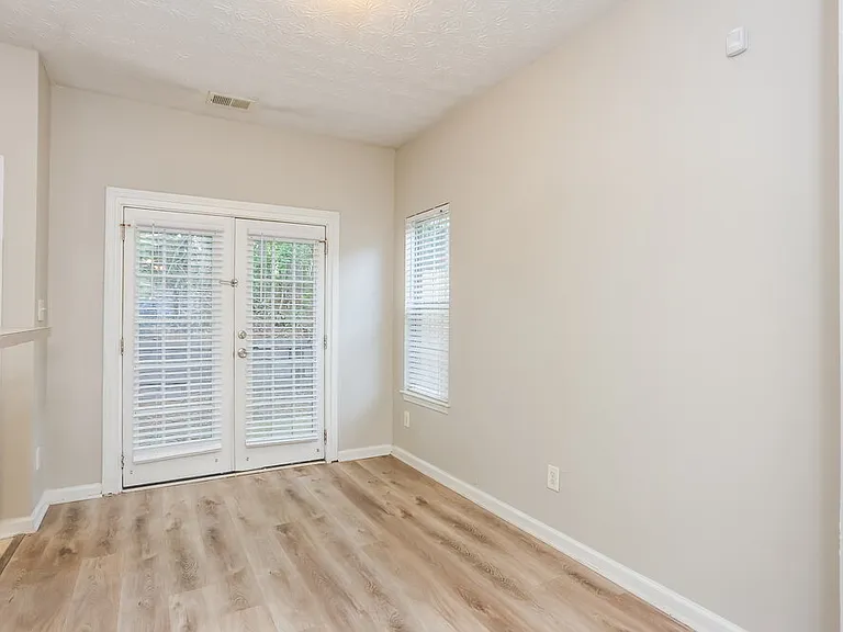 2984 Falling Water Point — Photo 8