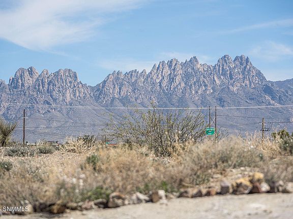 2nd image of 3544 Roma Dr