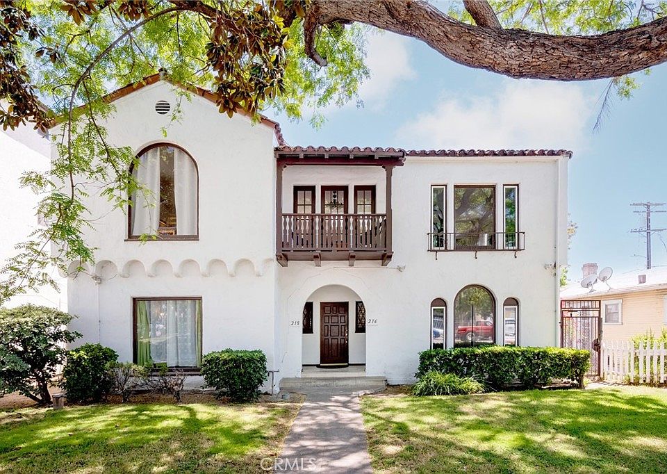 1st image of 216 E Windsor Rd APT 2