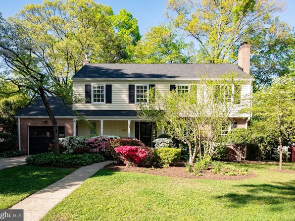 8811 Fircrest Pl, Alexandria, VA 22308