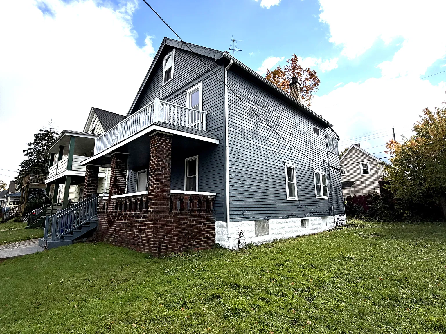 2 bed, 850 sqft, $950 — Photo 1