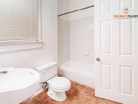 5th image of 1715 Saint Paul St #2