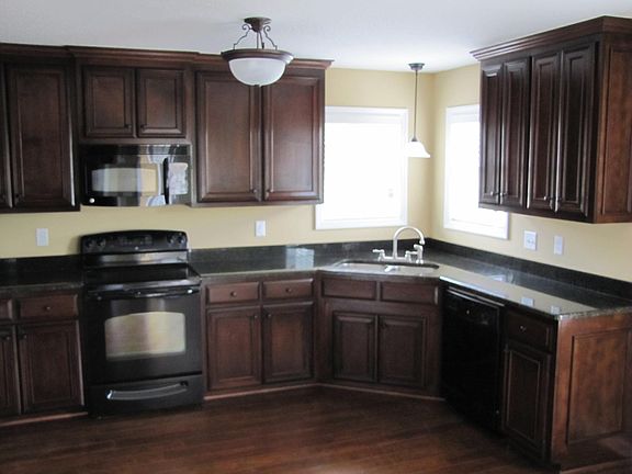 2nd image of 3730 Old Vine Way