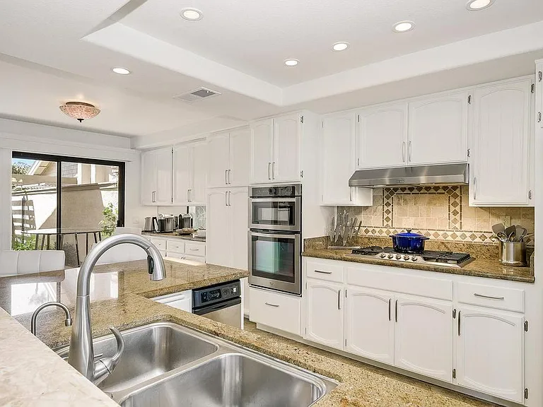 4027 Avenida Brisa — Photo 6