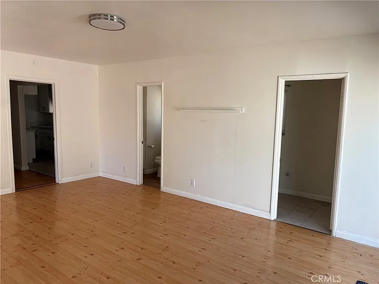 806 S Chapel Ave — Photo 7