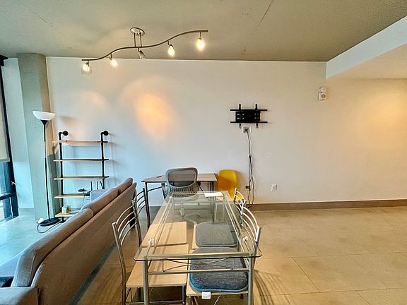 2nd image of 1133 14th St NW APT 1207
