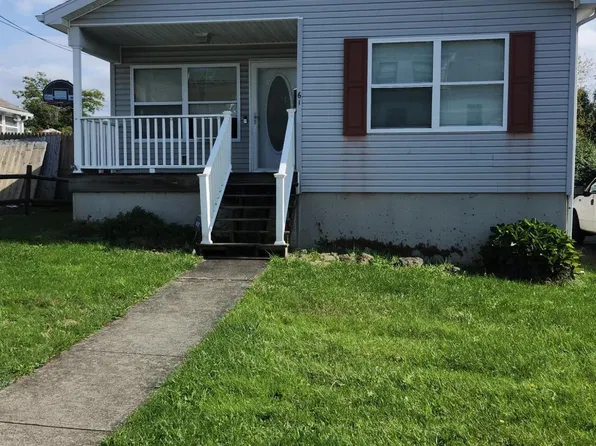 61 Oak St, Wilkes Barre, PA 18705