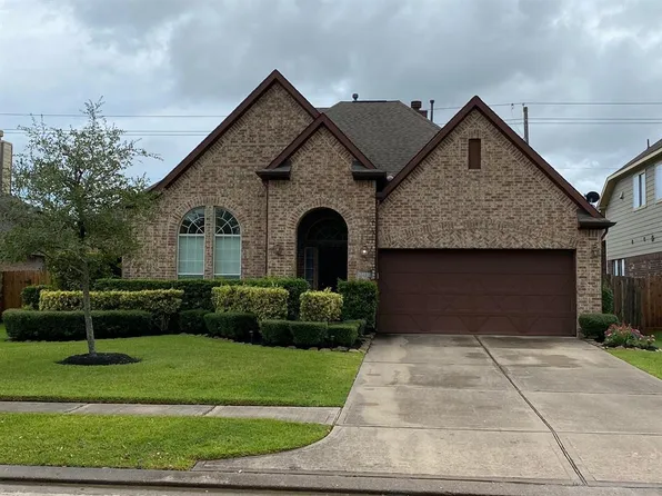2211 Daroca Dr, League City, TX 77573