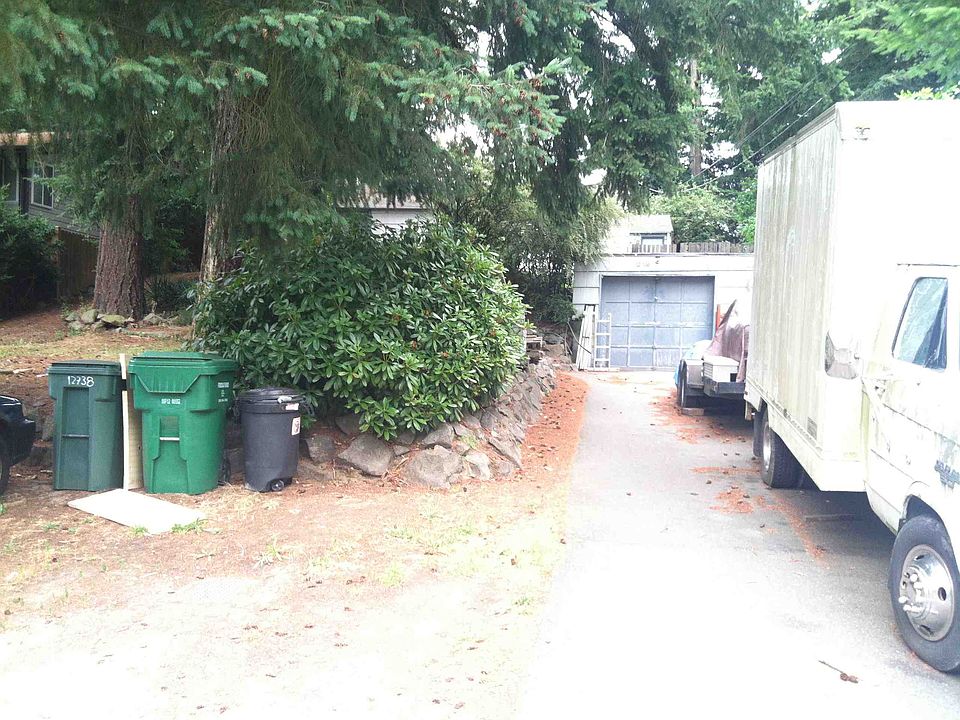 1st image of 12738 12th Ave NE
