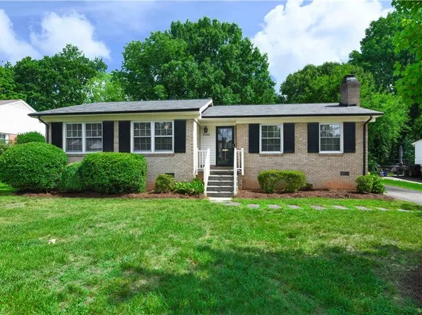 2306 Cherokee Dr, Greensboro, NC 27408