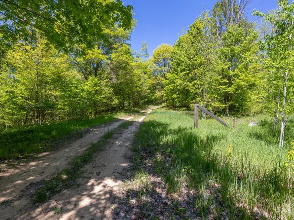 7945 90th Ave, Evart, MI 49631