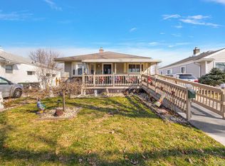 7631 William St, Taylor, MI 48180