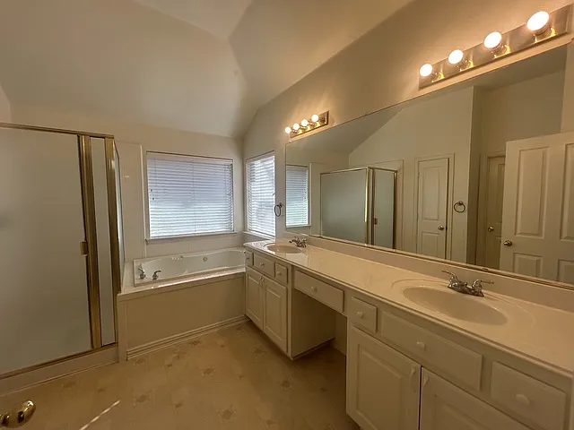 3406 Founders Trl — Photo 15