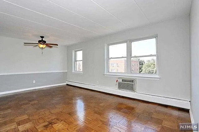 25 Jefferson St #6D — Photo 11