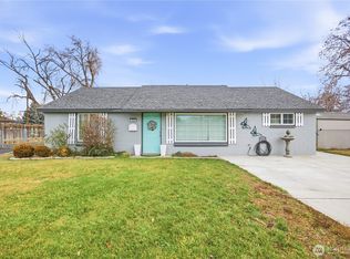 905 S Ione Street, Kennewick, WA 99336