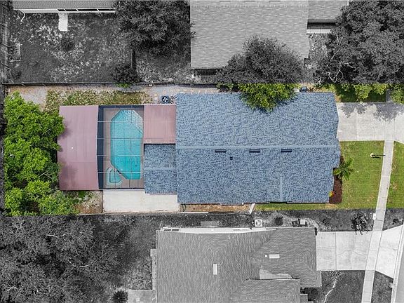 4th image of 1316 Crawford Dr