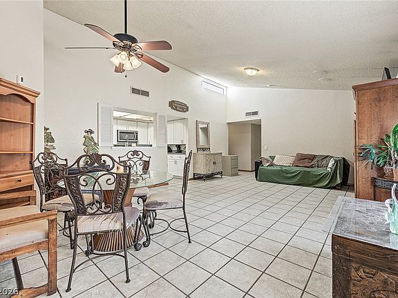 5th image of 2509 Castlesands Way