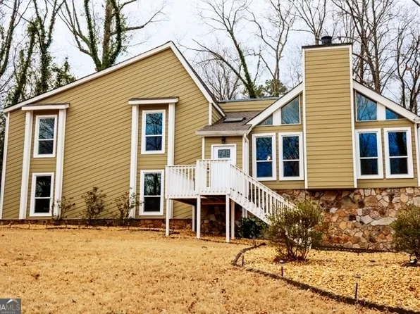 5035 Post Road Ct, Stone Mountain, GA 30088