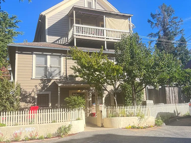 123 Richardson St #A — Photo 10