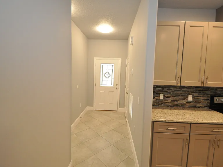 24 Prosperity Ln #B — Photo 3