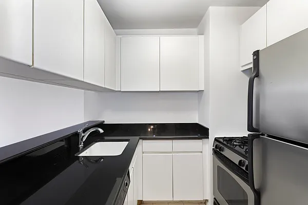 Rented by Douglas Elliman | media 3