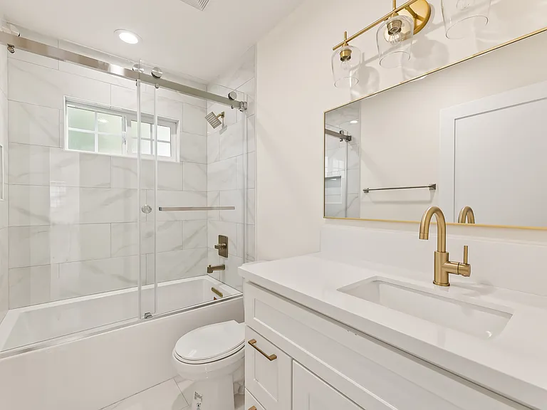 9716 Felton Ave — Photo 8