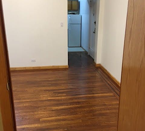 4th image of 3548 34th St #1D