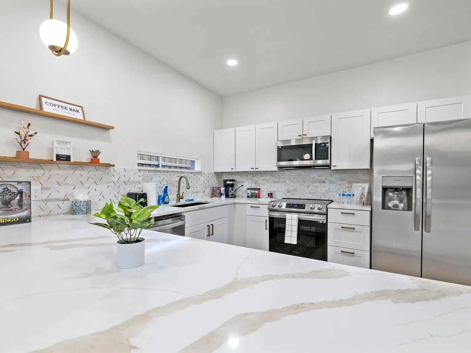 3 bed, 1701 sqft, $5,000 — Photo 4