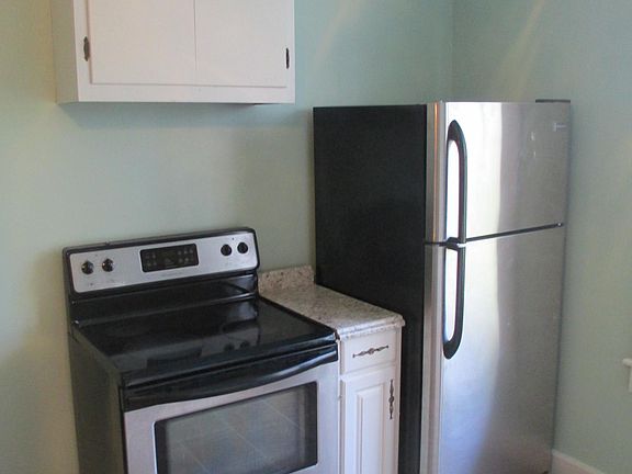stainless steel appliances, microwave will be installed