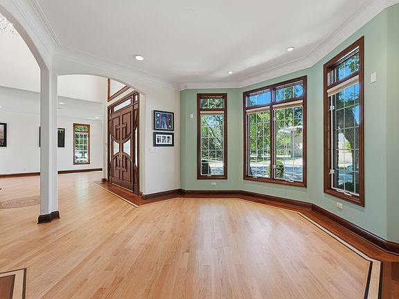 4th image of 7001 Laramie Ave