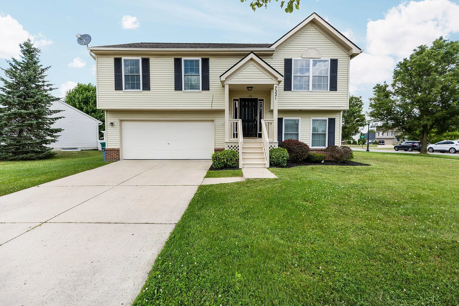7221 Poplar Dr photo 1