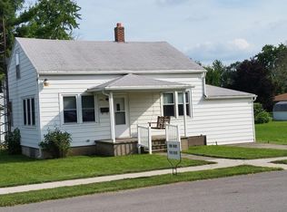 201 W Pearl St, Syracuse, IN 46567
